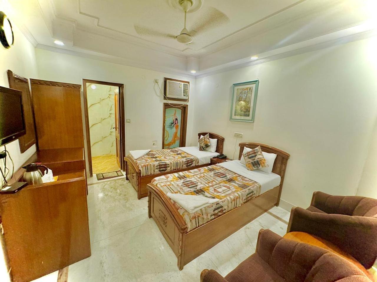 Hotel Pablas International, New Delhi, Near Metro Εξωτερικό φωτογραφία