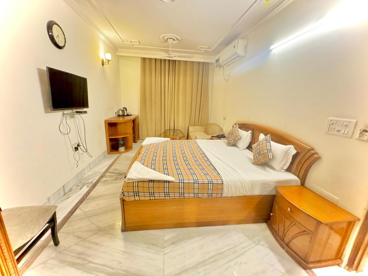 Hotel Pablas International, New Delhi, Near Metro Εξωτερικό φωτογραφία