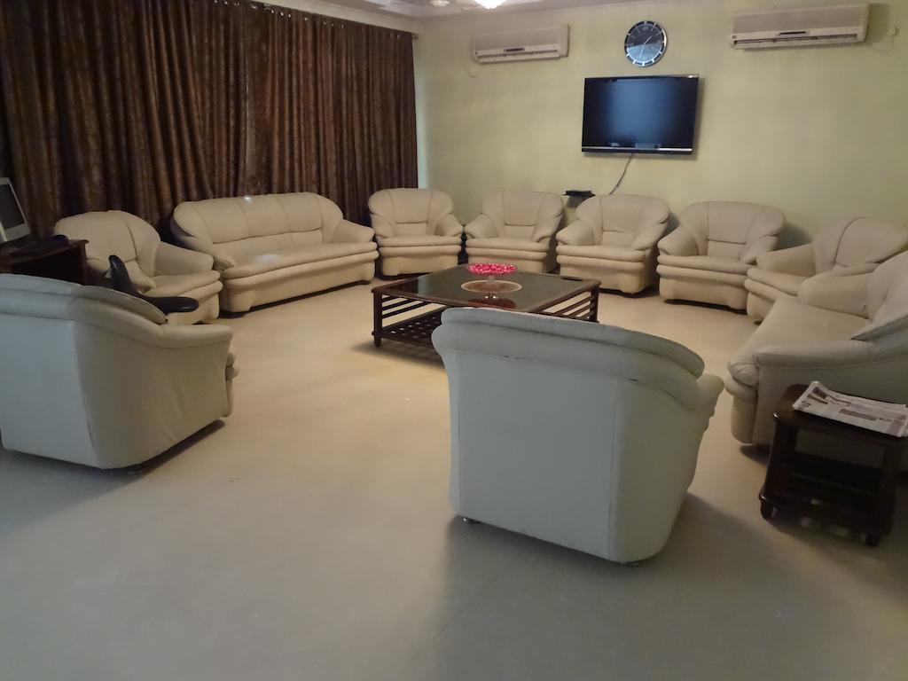 Hotel Pablas International, New Delhi, Near Metro Εξωτερικό φωτογραφία