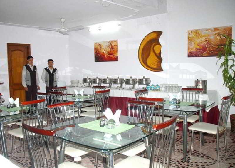 Hotel Pablas International, New Delhi, Near Metro Εστιατόριο φωτογραφία