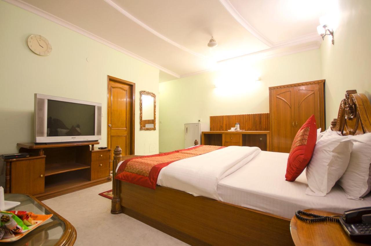 Hotel Pablas International, New Delhi, Near Metro Εξωτερικό φωτογραφία